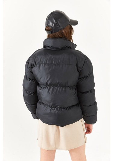 Alisse-kadın Siyah Dik Yaka Kısa Şişme Mont Siyah