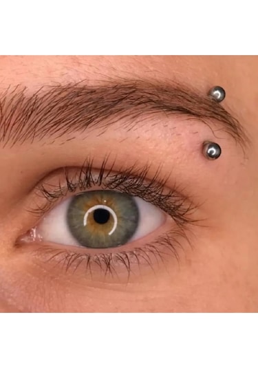 12 Mm Gümüş Renk Eğik Kavisli Kaş Piercing Çelik Dudak Helix Tragus Küpe