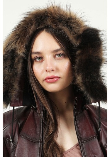 Dericlub Yb-2096 Kapşonlu Gerçek Deri Kadın Kaban