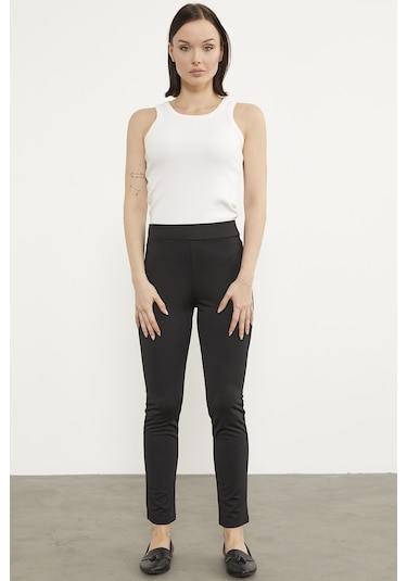 Süs Cepli Aksesuar Detaylı Tayt - Siyah 001