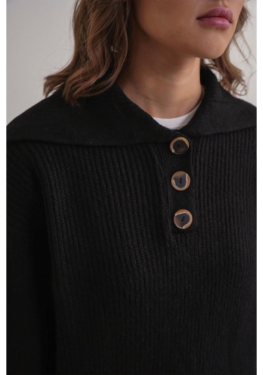 6900 Kadın Düğmeli Devrik Yaka Triko Kazak Siyah Siyah