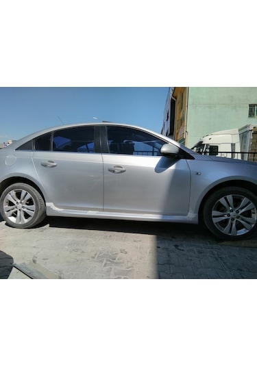 Chevrolet Cruze Yan Marşpiyel