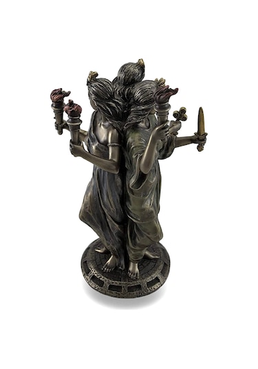 Cadılık, Ay ve Gece Tanrıçası Hekate (Hecate) Biblo