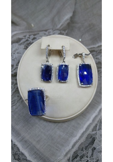 Ay Taşı Ve Zirkon Kaplamalı Gümüş Set Beyaz