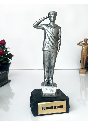 Kişiye Özel Asker Figürü Biblo, Hatıra Masa Üstü Dekoratif Heykel