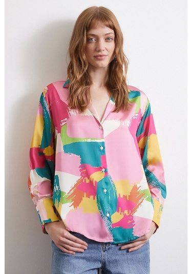 V Yaka Desenli Gömlek Pudra Pudra