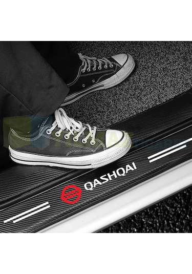 Nissan Qashqai Karbon Kapı Eşiği Koruma Oto Sticker 4 Parça