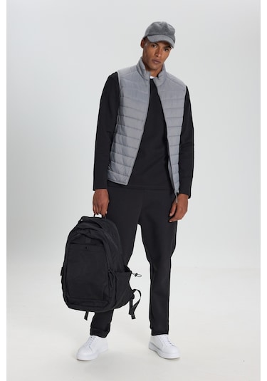 AC&Co / Altınyıldız Classics Erkek Rüzgar Geçirmez Taşınabilir Çantalı Sıcak Tutan Elyaf Dolgulu Ultra Hafif Standart Fit Şişme Yelek Gri