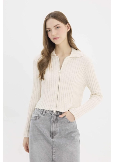 DeFacto Slim Fit Dar Kesim Polo Yaka Fermuarlı Hırka E4030AX25SPER105 Ekru