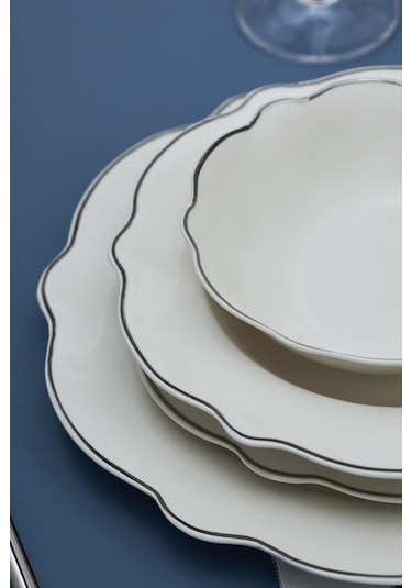 Karaca  Daisy Wave Shape Kayıklı Porselen 27 Parça 6 Kişilik Yemek Takımı Platinium