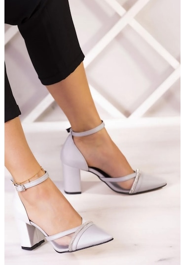 Molly Gümüş Saten Taşlı Fileli Kalın Topuklu Ayakkabı Gümüş