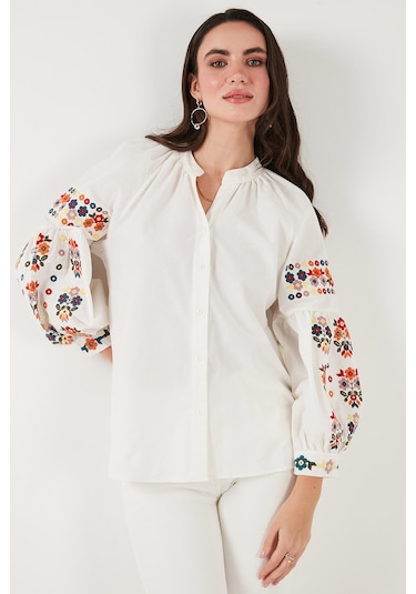 Lela Nakış Işlemeli Pamuklu Oversize Fit V Yaka Bayan Gömlek 676253 Ekru