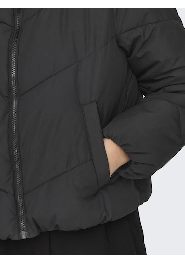 Onlmaggı Lıfe Solıd Puffer Cc Otw Siyah