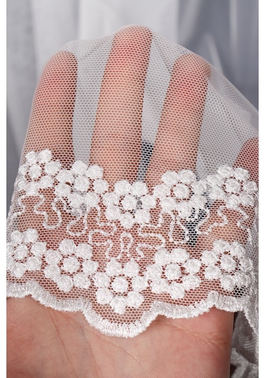 Grek Etek Nakış İşlemeli Papatya Desen Tül Perde