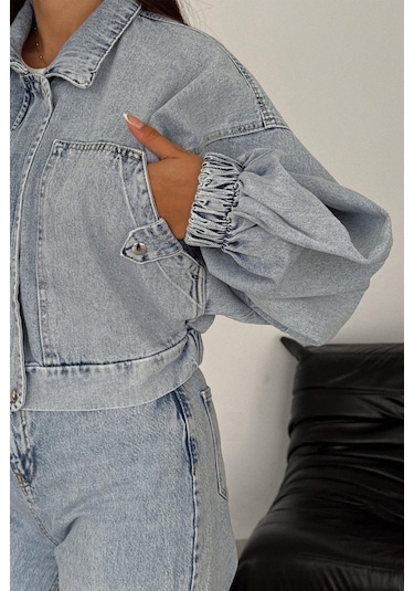 Kadın Açık Mavi Kısa Denim Ceket Elastik Manşetli Crop Model Mavi