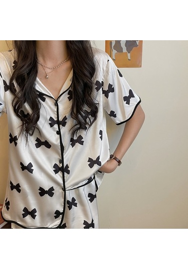 Sones Kadın Buz İpek Pijama İnce Kısa Kollu Şort İpek Takım Yay Çok Renkli