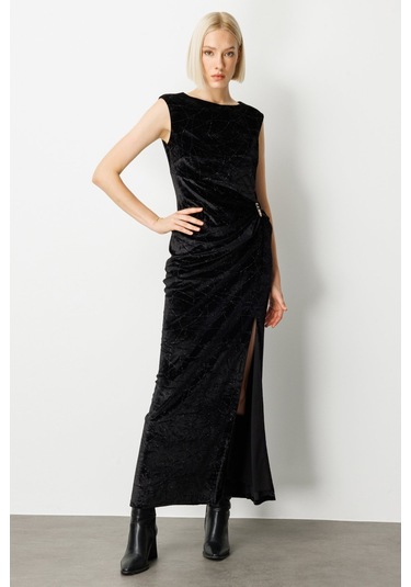 Ekol Kadın Metal Aksesuarlı Simli Kadife Elbise 4085 Siyah Siyah