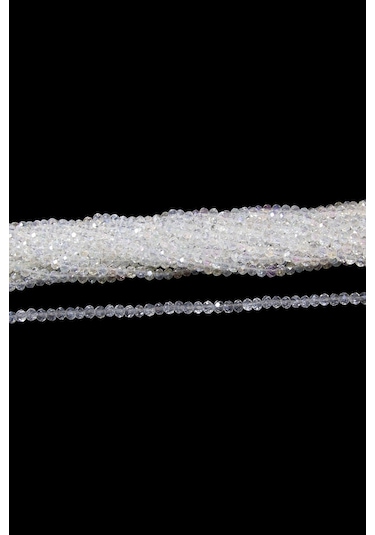 4 Mm Şeffaf Az Janjan Piramit Kristal Cam Boncuk 1 Dizi - 85 Adet