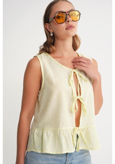 4717 Kadın Önü Bağcıklı Fırfırlı Kolsuz Keten Bluz Sarı Sari