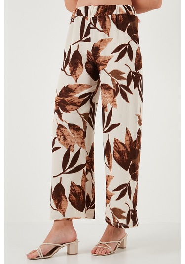 Lela Desenli Regular Fit Truvakar Kol V Yaka Alt-Üst Bayan Takım 5865357 Camel