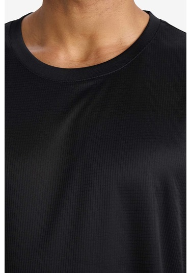 Defacto Defactofit Slim Fit Dar Kesim Bisiklet Yaka Çabuk Kuruyan Nefes Alabilen Esnek Kumaş Baskılı Sporcu Kısa Kollu Tişört E9318ax25aubk81 SIYAH