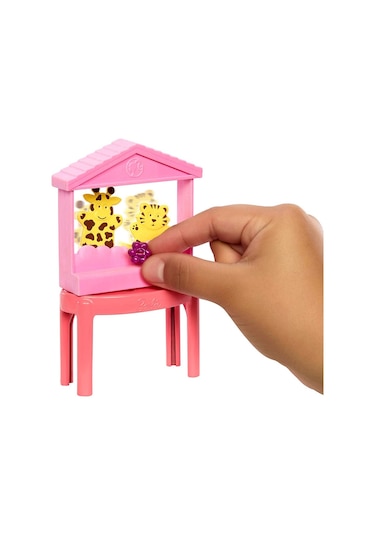 Barbie Skipper Bebek Bakıcılığı Eğlencesi Oyun Seti HND18