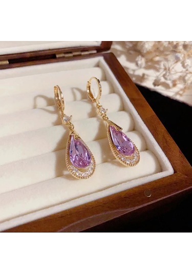 Skycity İnci Pırlantalar İle Süslenmiş, Gündüz Ve Gece Kombinasyonlarına Uygun Zarif Küpe. Gold