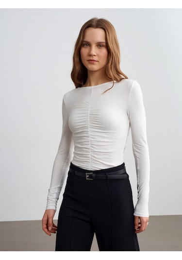 Dilvin 32600 Büzgülü Kayık Yaka Top-ekru Ekru