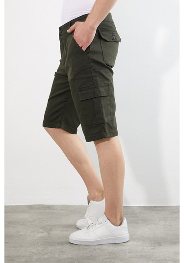 Erkek Lacivert Renk Kargo Yandan Cepli Esnek Kumaş Slim Fit Kapri Şort Haki