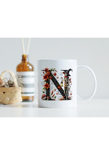 N Harfi Şapkalı İskelet Figürlü Ve Çiçekli Kupa Bardak - Cadılar Bayramı / Halloween Özel Hediye Beyaz