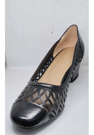 White Line 8669 Kadın Kalın Topuklu Klasik Ayakkabı Siyah