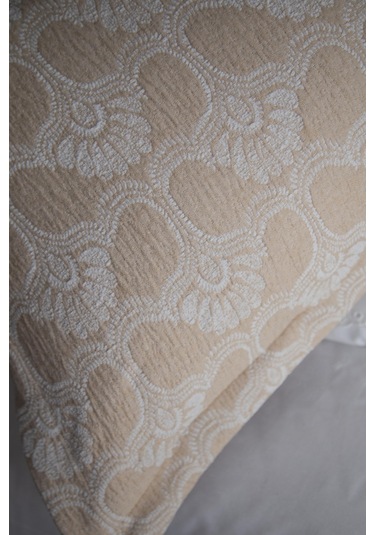 Çift Kişilik Madrid Bej Yatak Örtülü Nevresimli Set Bej