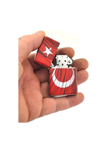 Ay Yıldız Dalgalı Bayraklı Benzinli Çakmak