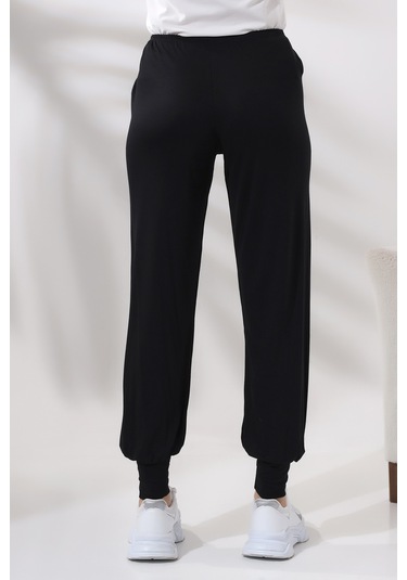 Kadın Siyah Beli Lastikli Ferace Altı Rahat Kesim Tesettür Şalvar Pantolon 001