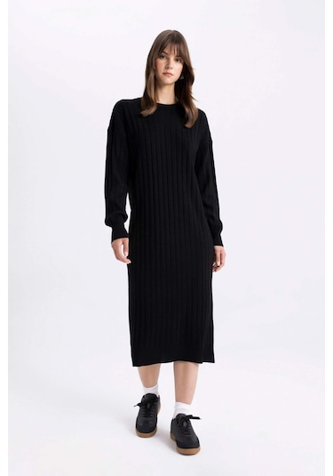 Defacto Regular Fit Yarım Balıkçı Yaka Basic Düz Uzun Kollu Triko Elbise W0986AZ24WNBK27 Siyah Defacto Regular Fit Yarım Balıkçı Yaka Basic Düz Uzun Kollu Triko Elbise W0986AZ24WNBK27 Siyah