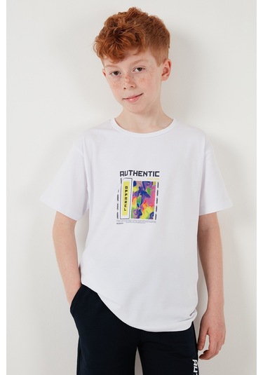 Lela Pamuklu Regular Fit Bisiklet Yaka Şortlu Alt-Üst Erkek Çocuk Takım 6212011 Beyaz