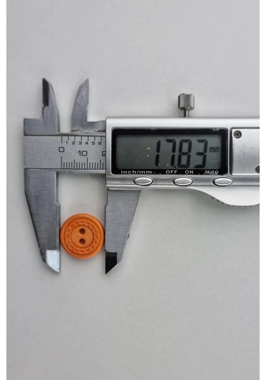 Orta Boy Zincir Desenli Akrilik Siyah Kaban Çeket Hırka Yelek Düğmesi 5 Adet