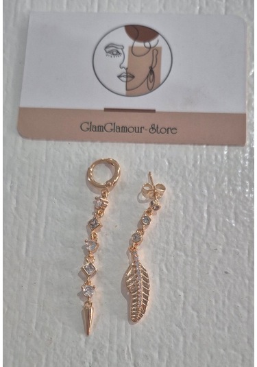 Gold Renk Farklı Tasarım Çelik Taşlı Küpe Gold