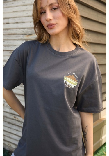Velvoria Unisex Oversize Relaxed Home Is Where Baskılı Antrasit Renk T-shirt