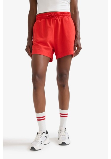 DeFactoFit Standart Fit Sporcu Kısa Paça Basic Düz Kırmızı Şort Z6696AZ25SMRD298