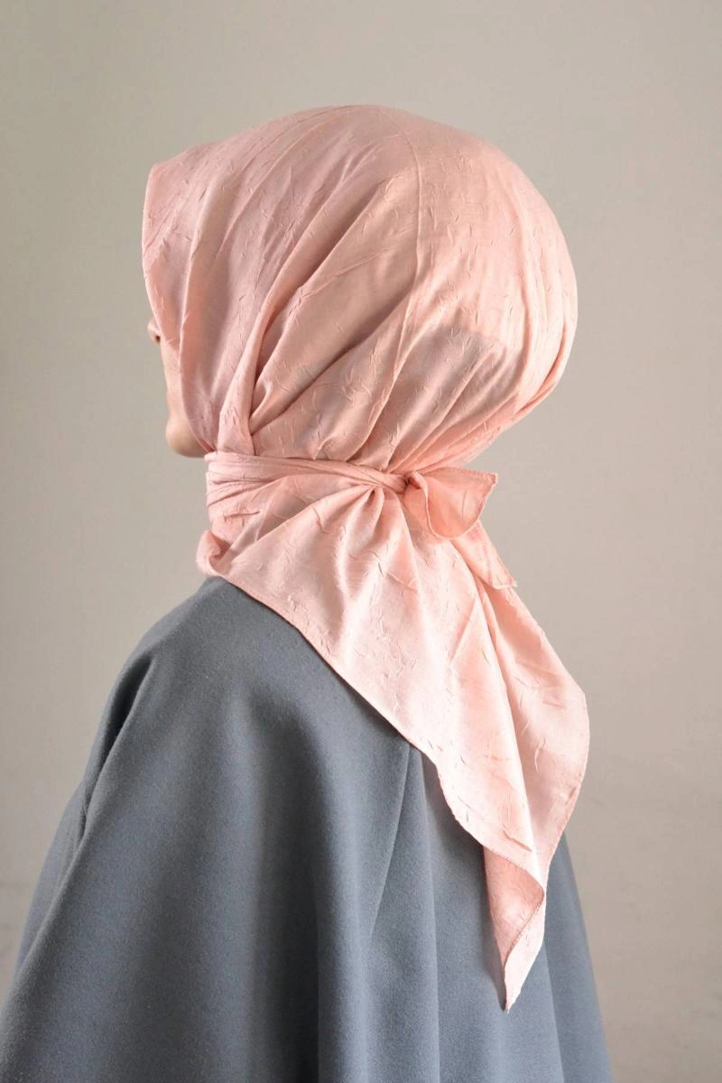 Bambu Kraş Eşarp 100x100 Cm Terletmez, Tok Ve Dik Duran, Dört Mevsim Kullanıma Uygun Açık Pembe