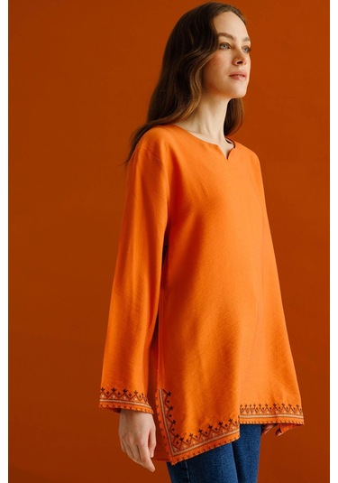 Kadın Kolu Ve Eteği Yırtmaçlı Eteği Nakışlı Bluz Turuncu Turuncu