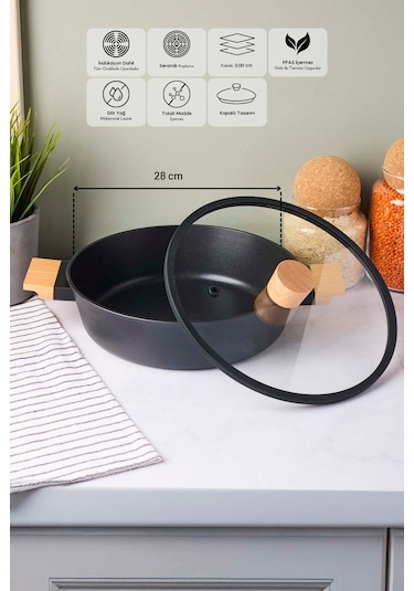 Cookwood Black İndüksiyon Tabanlı Ahşap Kulplu Kapaklı Seramik Basık Tencere 28 Cm Sıyah Siyah