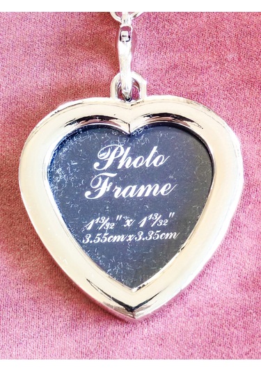 Moncuk Design Altın Sarısı Kalp Şekilli Metal Fotoğraf Çerçeveli Anahtarlık