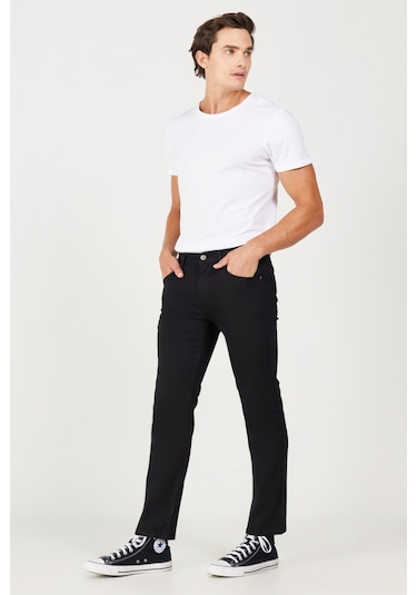 Wrangler Arizona Straight Fit Düz Kesim Normal Bel Düz Paça Esnek Siyah Erkek Pantolon W211842001 Siyah