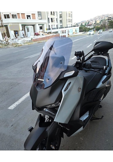Motocam Yamaha Xmax Techmax Ön Cam 2025-2026 Model 52cm Füme Renkli 4mm Asansörlü