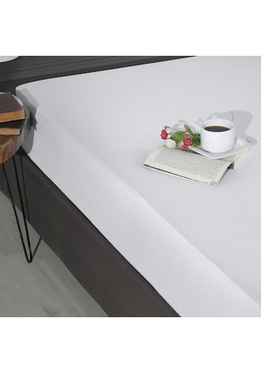 Violethome Sıvı Geçirmez Micro Fitted Alez ( Tüm Bedenler ) Beyaz