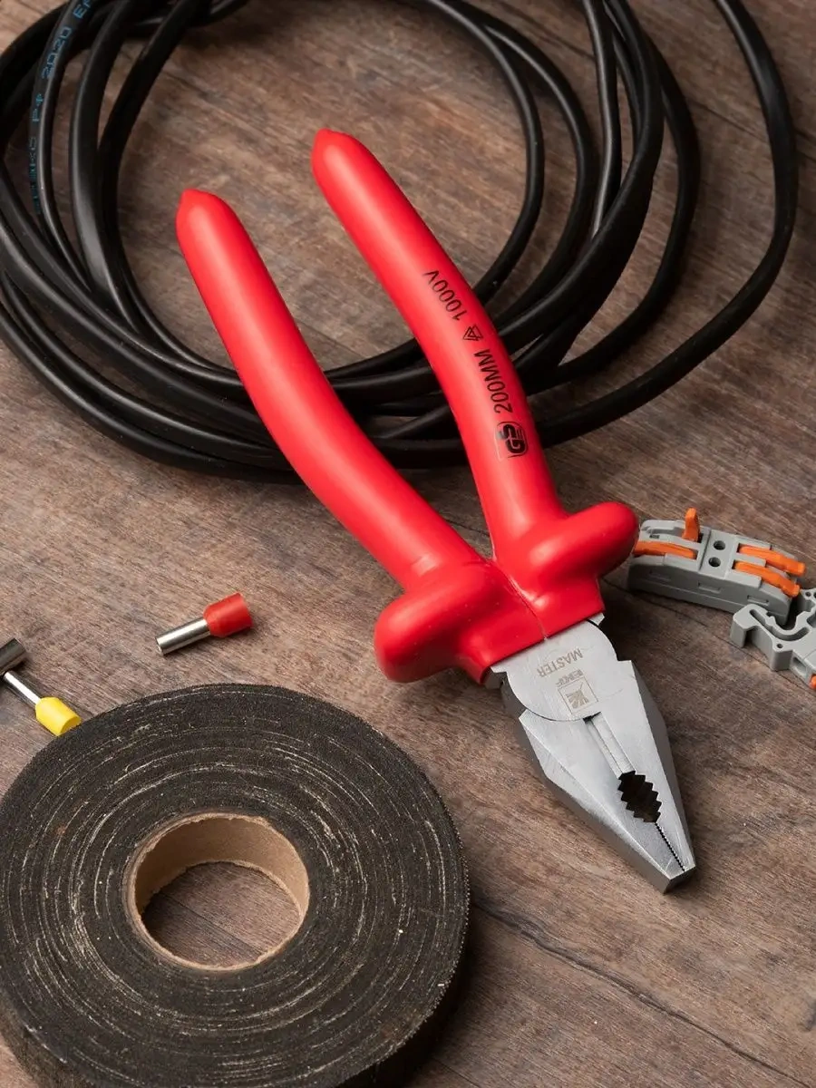 Ekf Elektrikçi Pense Yalıtımlı 200 Mm Master 23704498