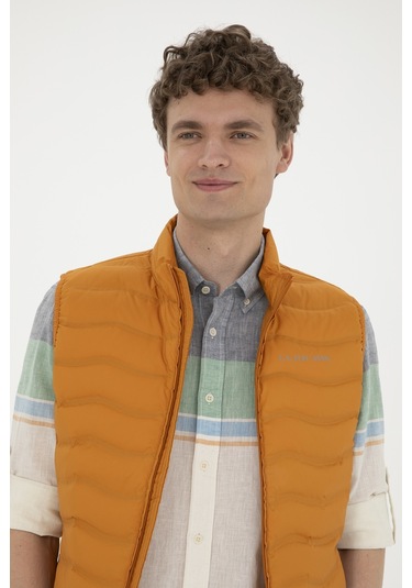 U.s. Polo Assn. Erkek Kiremit Yelek Dokuma 50280831-vr031 Kırmızı U.s. Polo Assn. Erkek Kiremit Yelek Dokuma 50280831-vr031 Kırmızı