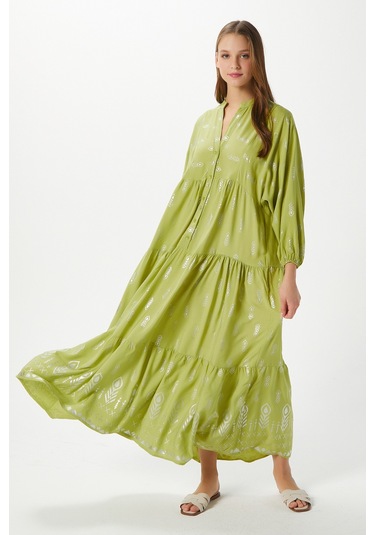 Modest Kadın Aliza Gümüş Detay %100 Viskon Yeşil Maksi Boy Yazlık Elbise Yeşilgümüş Çok Renkli